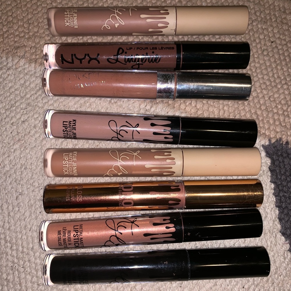 6 Kylie lip kits, a NYX lingerie, and colourpop.